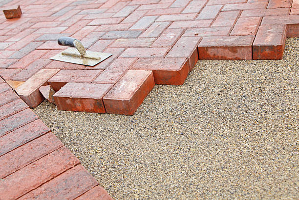 Best Residential Driveway Paver Services  in Lincolnwood, IL