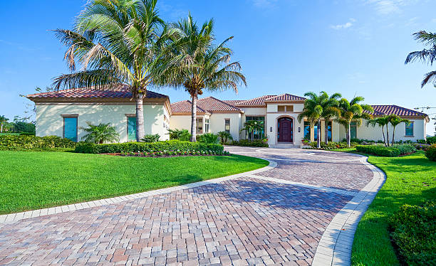 Best Cobblestone Driveway Pavers  in Lincolnwood, IL